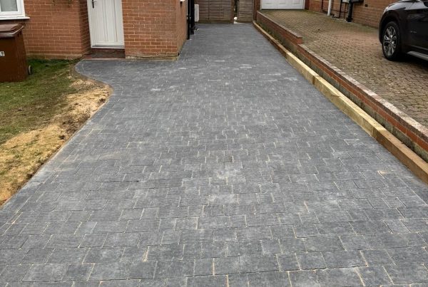 charcoal block paved driveway in letchworth